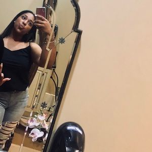 Meet your Posher, Isis lafay